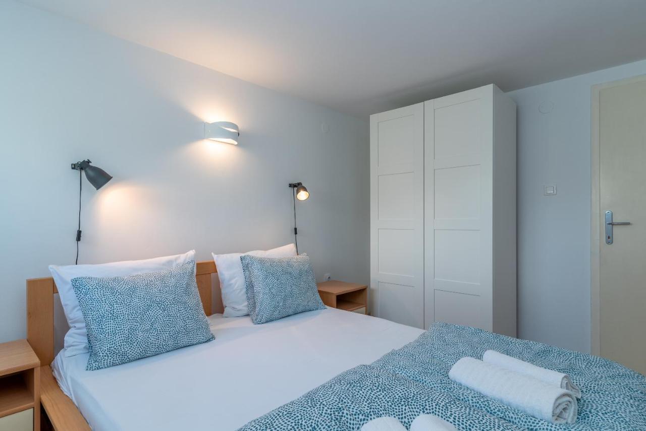Apartment Hrabar Longo Trogir Exteriör bild