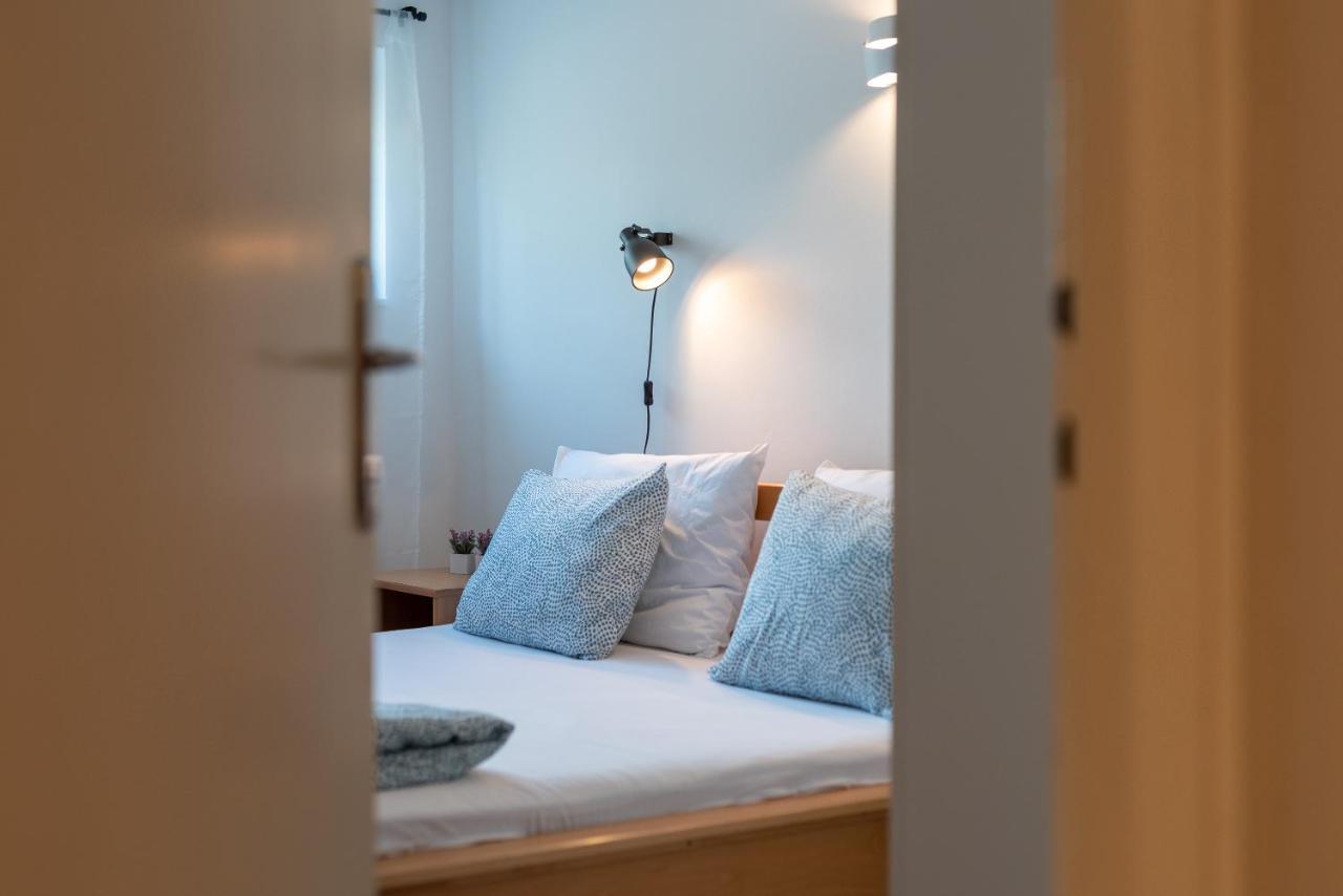 Apartment Hrabar Longo Trogir Exteriör bild