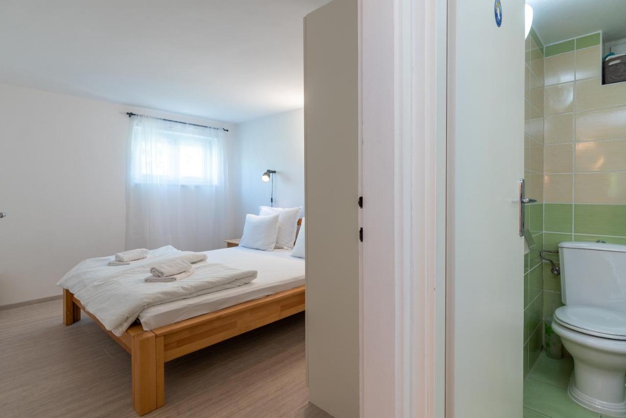 Apartment Hrabar Longo Trogir Exteriör bild